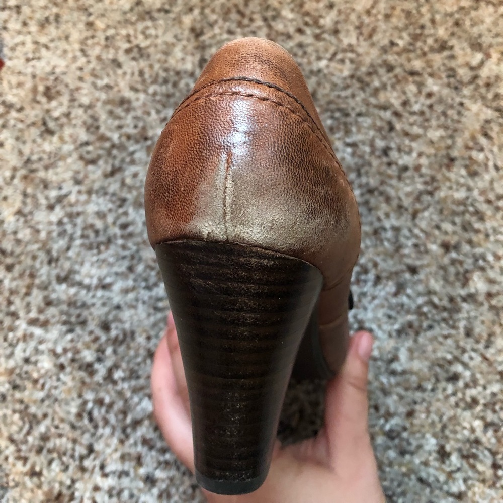 Pumps - Picture 2 of 2